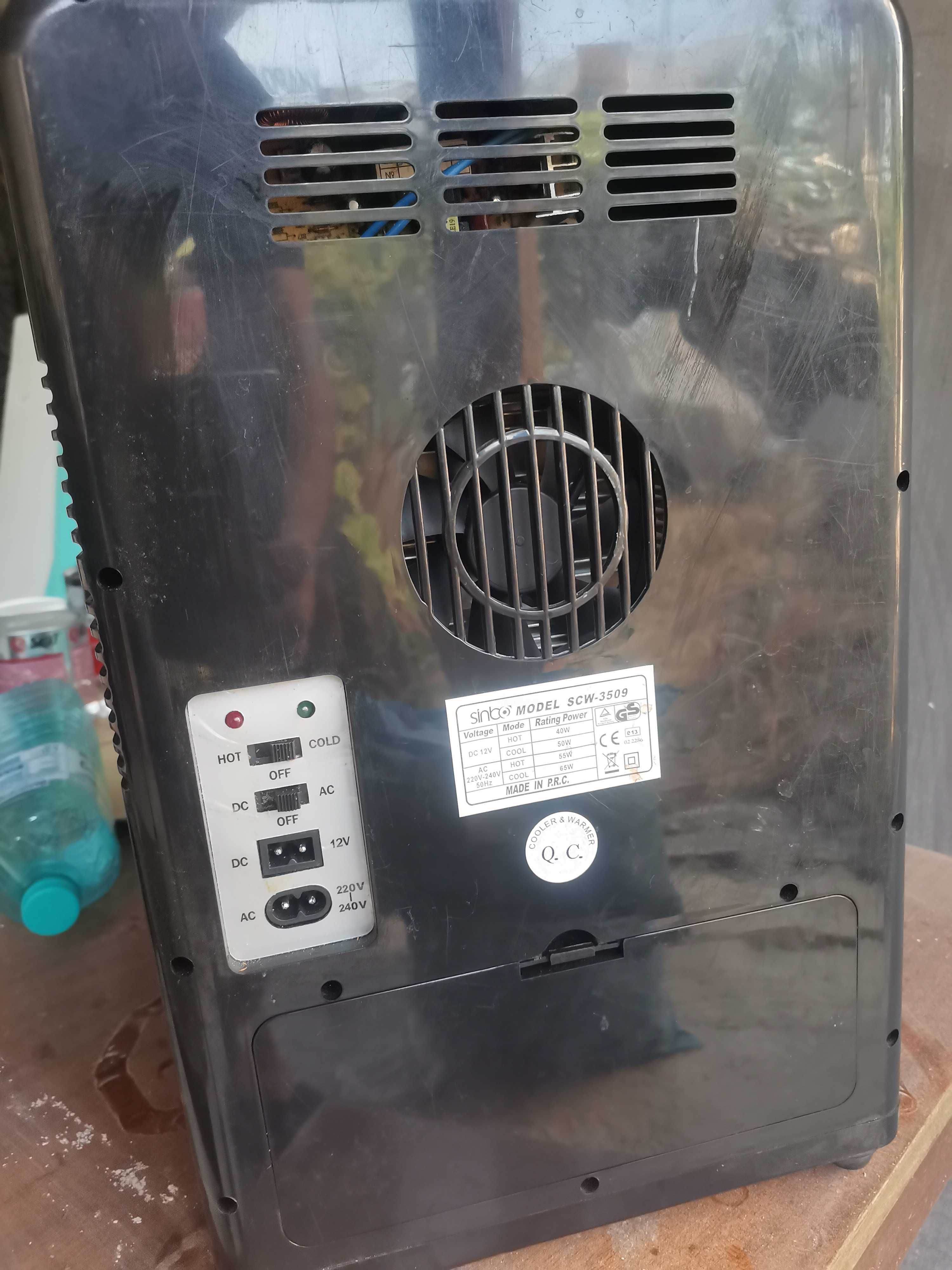 Мини Хладилник-12V/220V-Изстудяване/Затопляне-За Дома/Кола