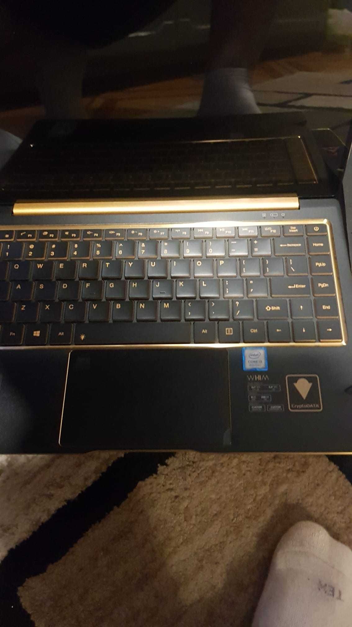 Laptop crypto Blockchain basm xiden coin