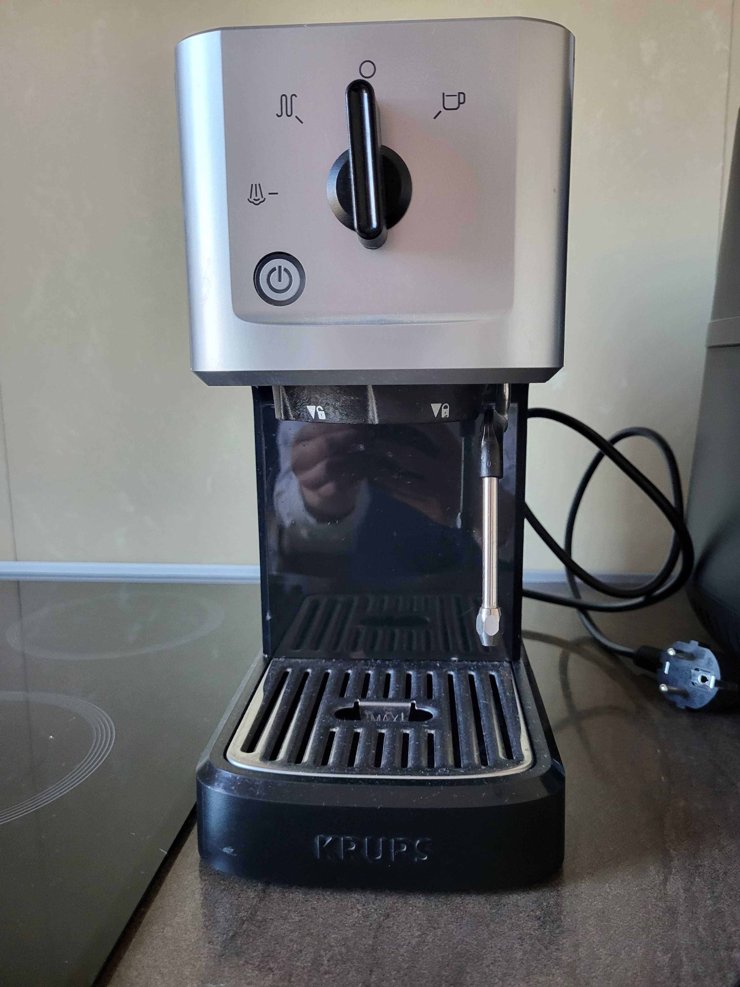 Espressor manual Krups Calvi XP3440