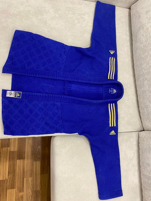 Кимано для занятия JUDO.