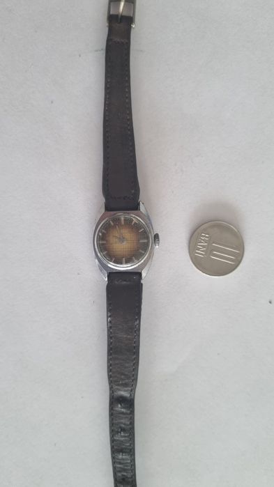 Vand ceas dama mecanic Raketa, Fond Acier, Zaria