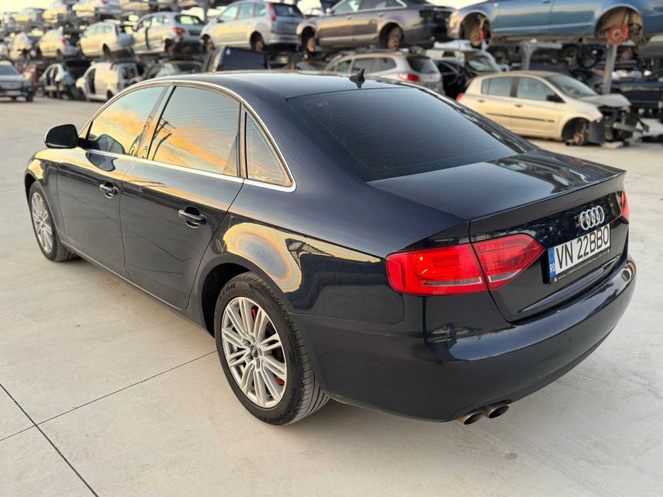 Audi A4 B8 2.0 automat XENON 2008 AVARIAT LOVIT AVARIATE