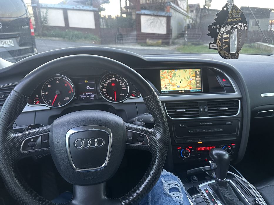 Vand Audi A5 2.7