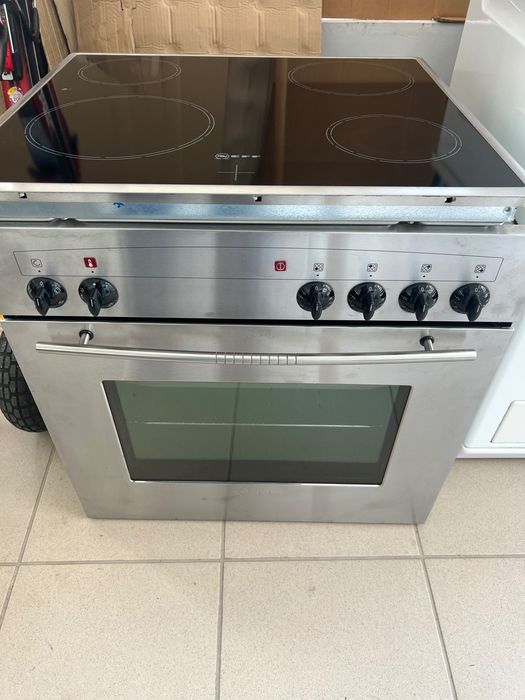 NEFF Mega 1329- инокс,фурна с котлони за вграждане