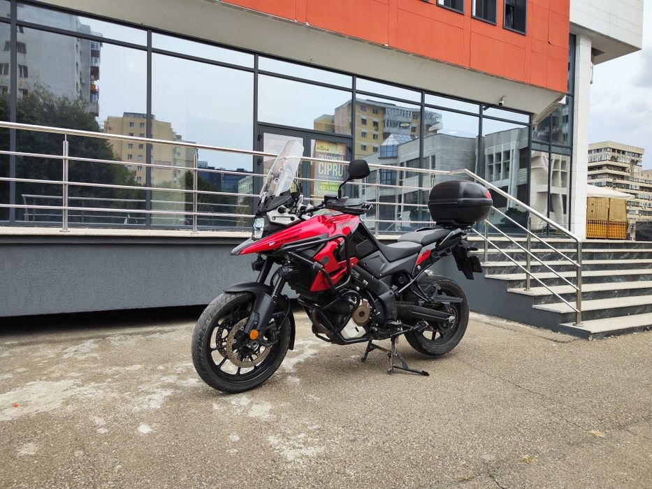 22400 km  2022 Suzuki v-strom DL 1050 garanție 2026
