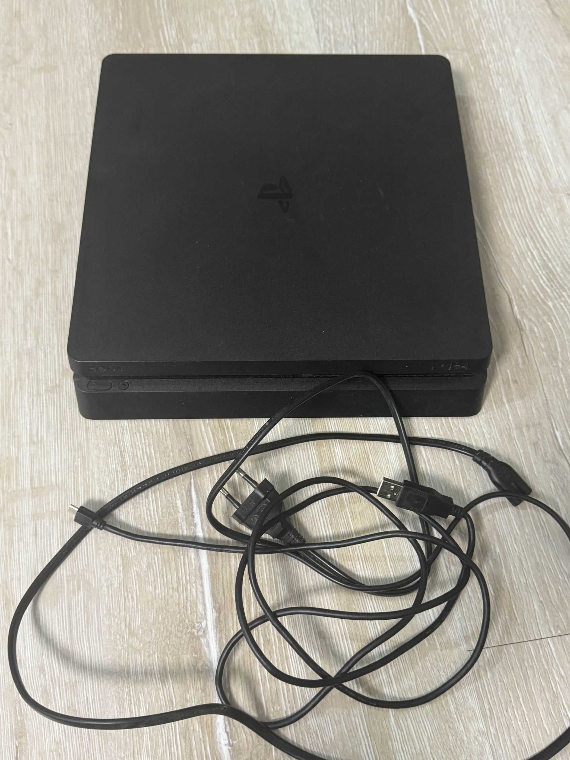 PS4 Slim – включва се, но остава в Safe Mode (за части/ремонт)