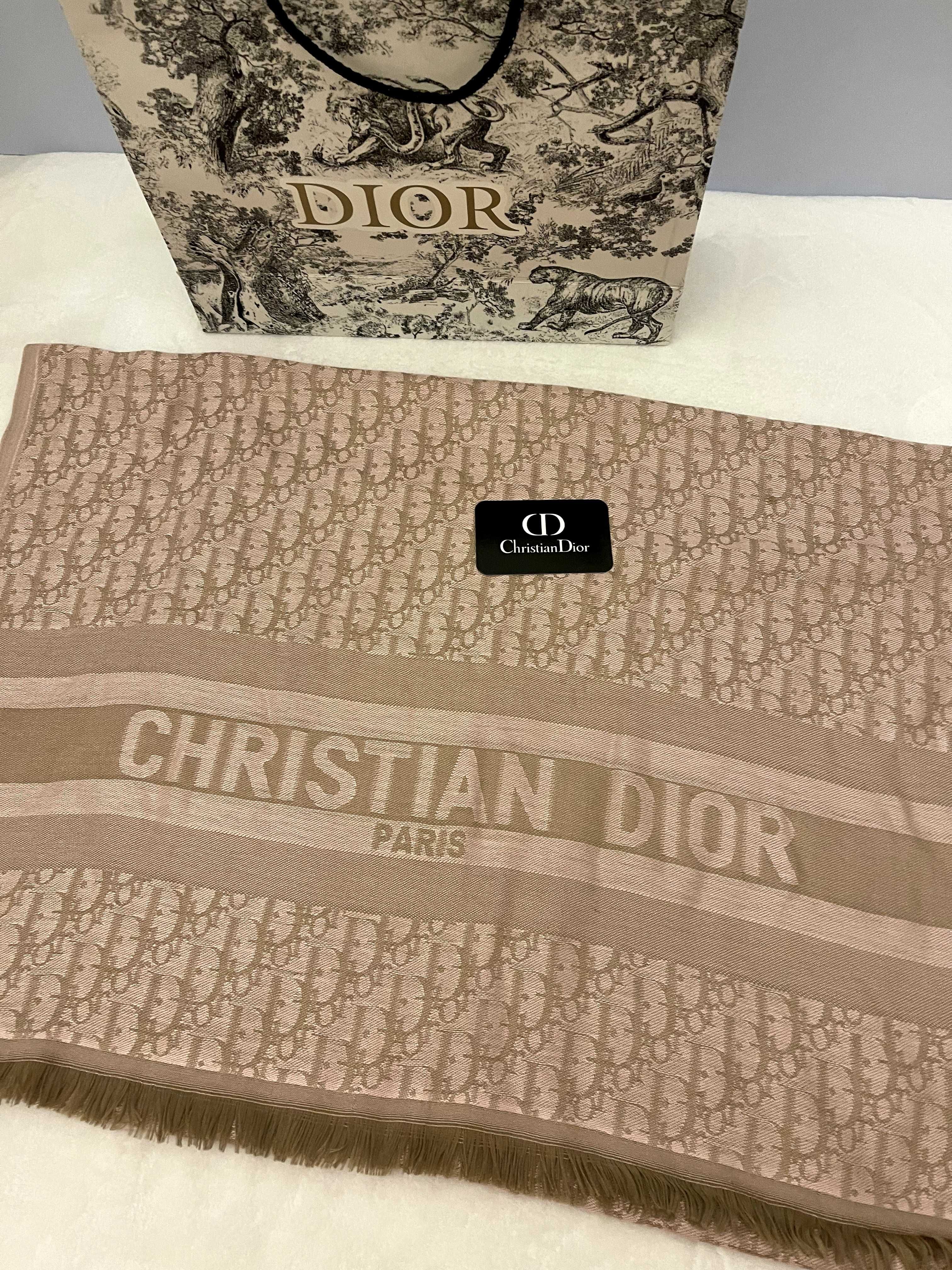 Esarfa Christian Dior maro