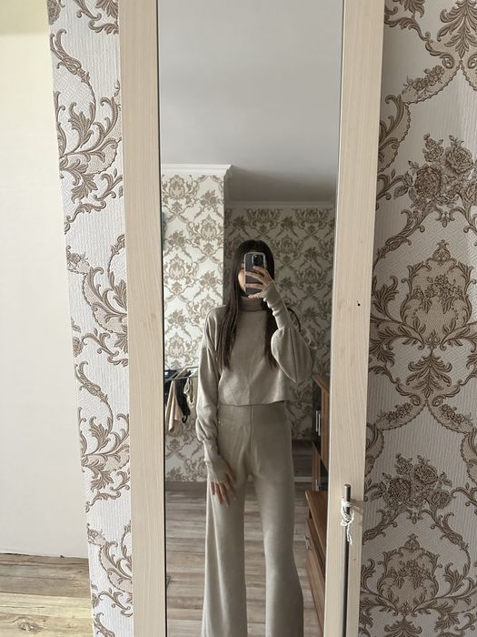 Красивый и теплый костюм!!!