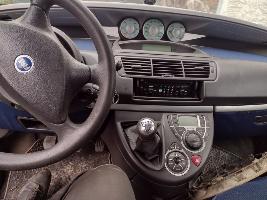 Fiat Ulayyse на части