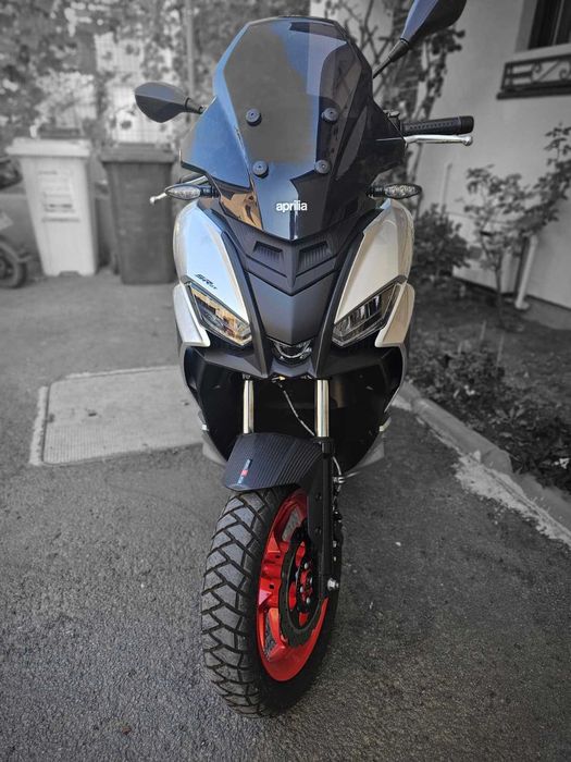 Scuter Aprilia SR GT 175 – Ca nou, doar 500 km!