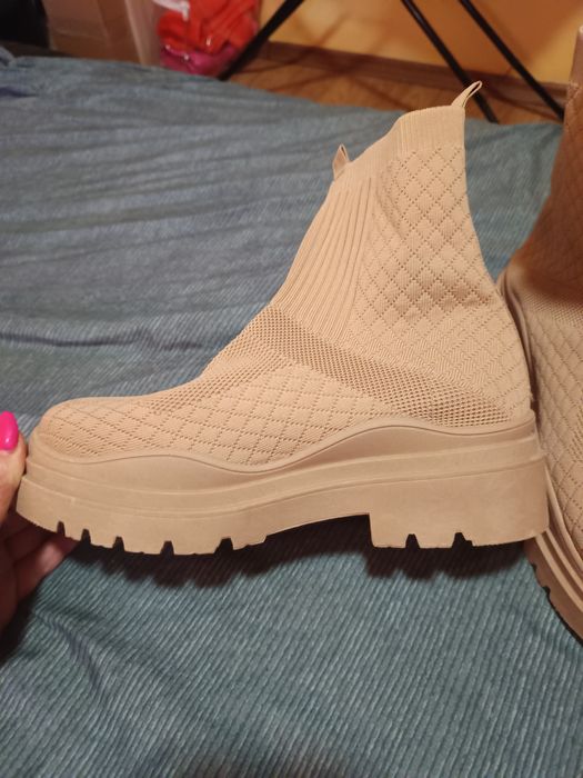 Дамски боти тип чорап чисто нови