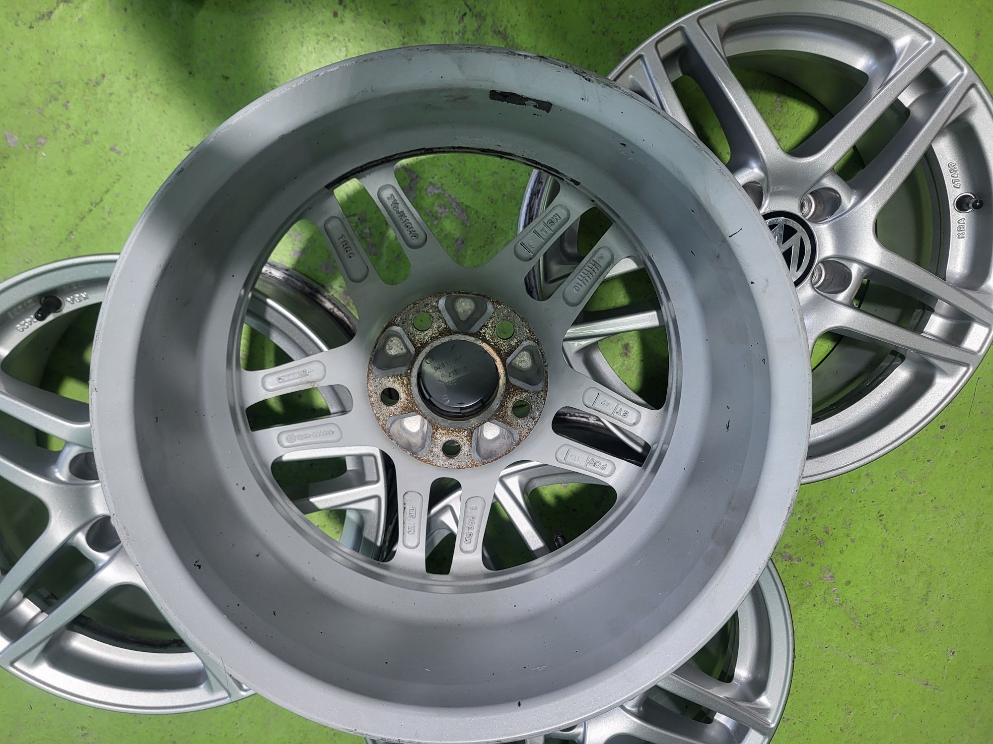 16 5x112 Vw Touran Caddy Passat Golf Skoda 5х112