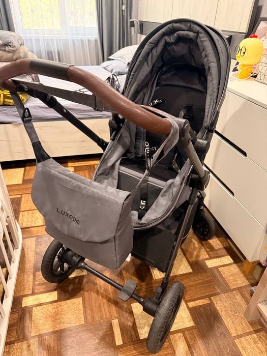 Продается детская коляска