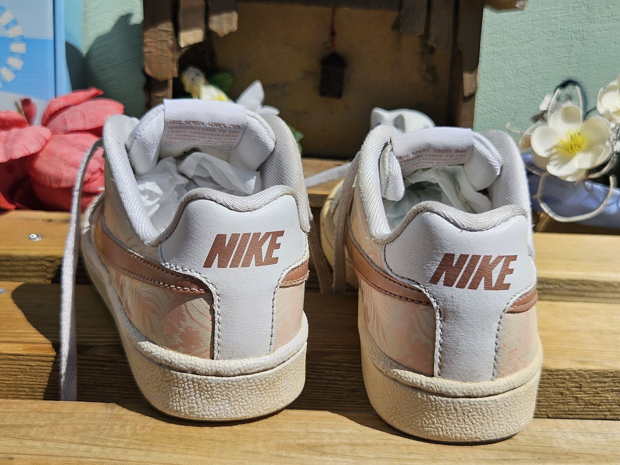 Nike кожени кецове N35,5