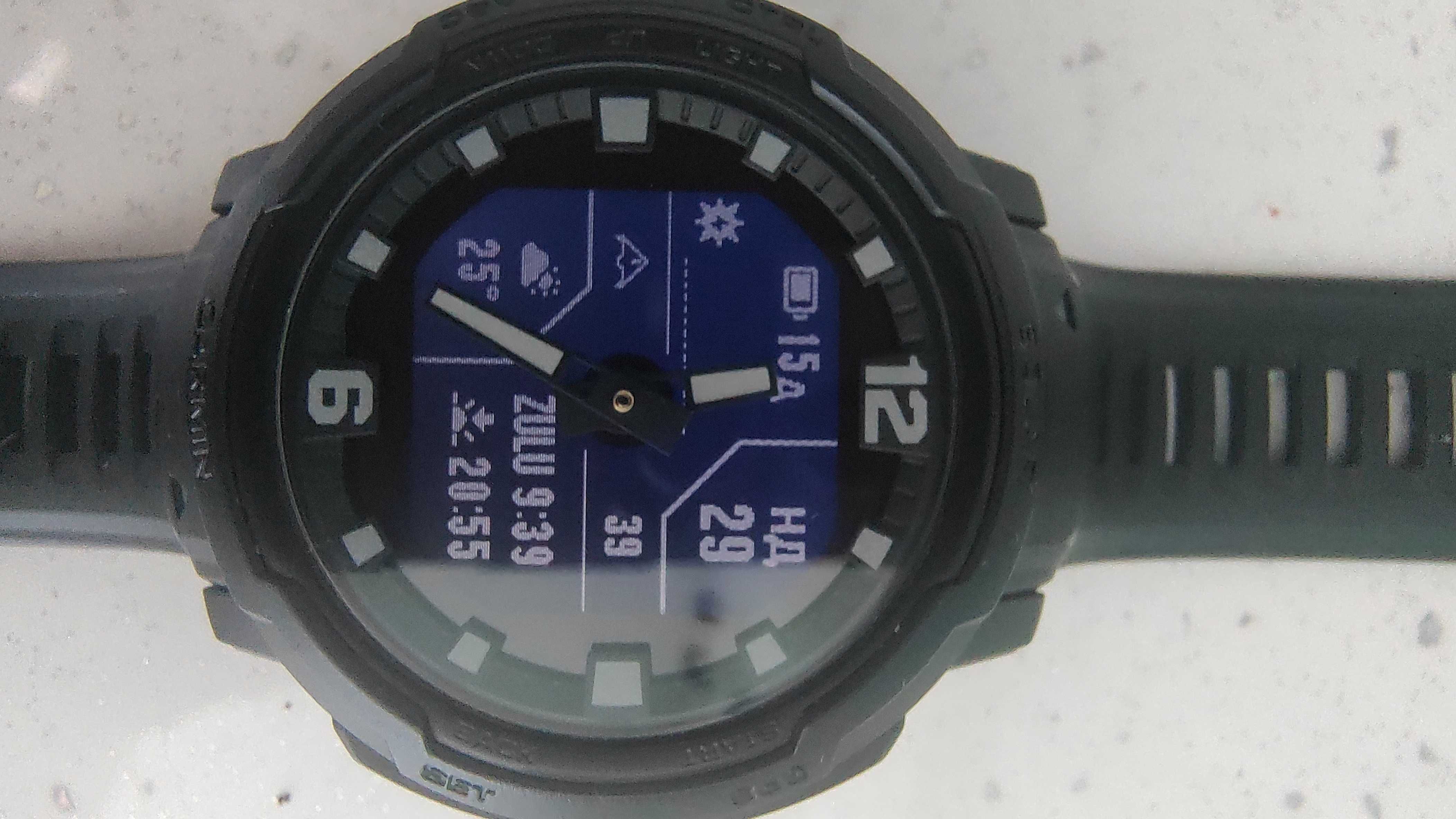 Garmin instinct crossover solar Tactical edition