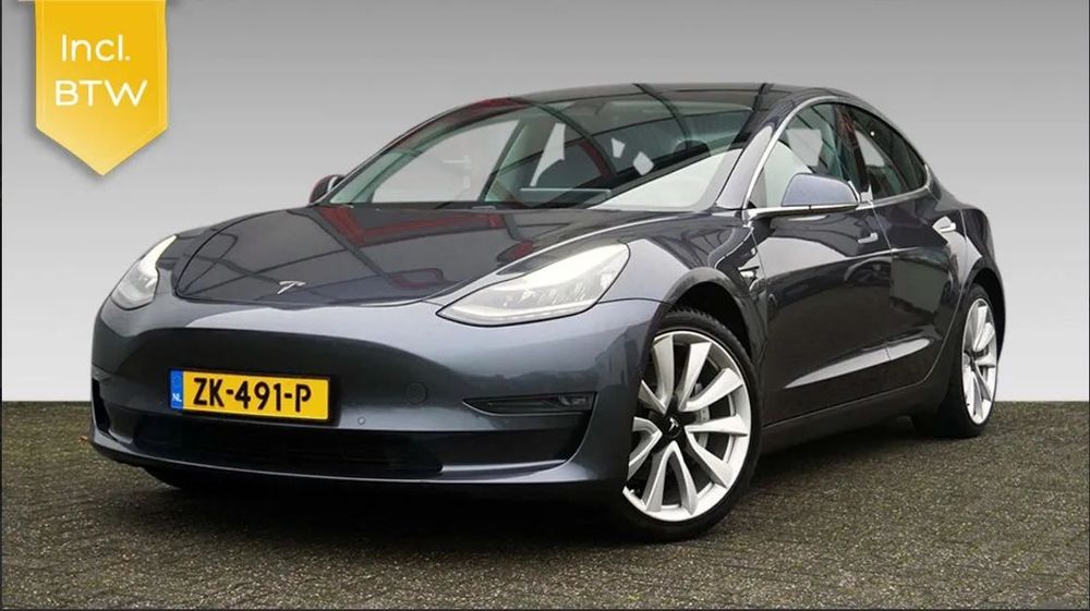 Tesla Model 3 Long Range Dual Motor AWD 92% baterie FSD3 Conectivitate Premium