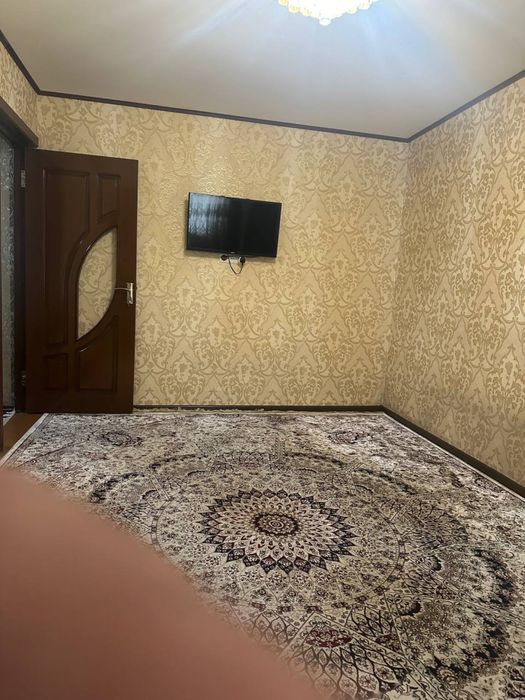 Srochna qizlar olinadi