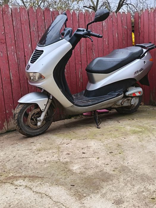 Schimb mai multe detalii la telefon