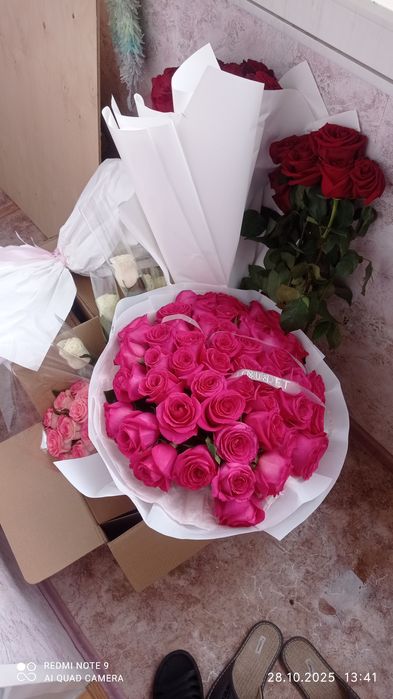 Продам цветы розы,букеты