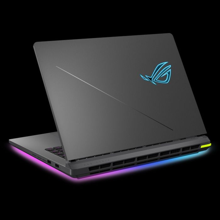 Asus Rog Strix G16 Ultra 9-275HX Rtx 5080 16G