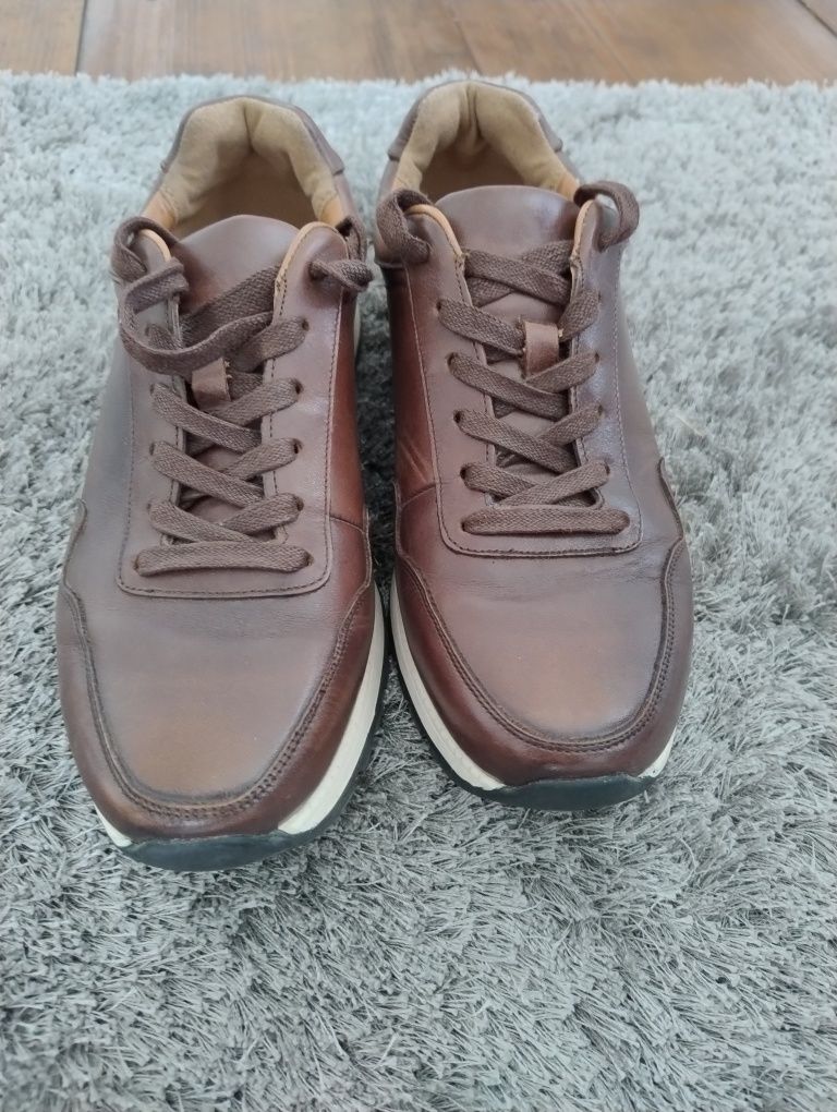 Pantofi culori maro/negru
