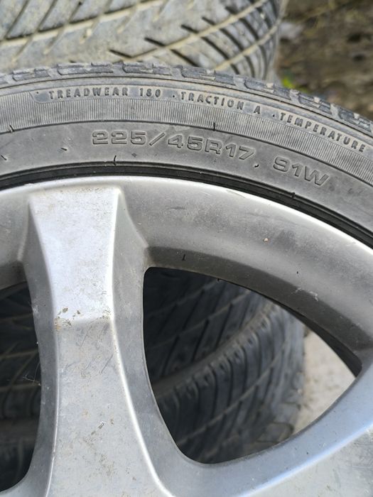 Vând Jante aliaj R17