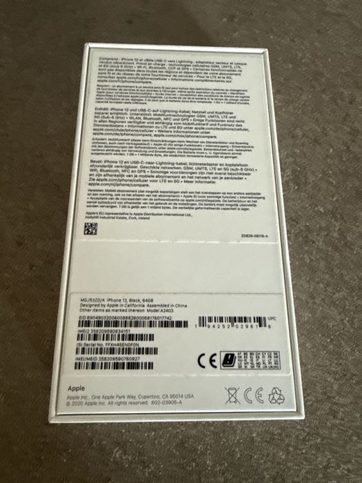 Vand Iphone 12 negru , 83 baterie