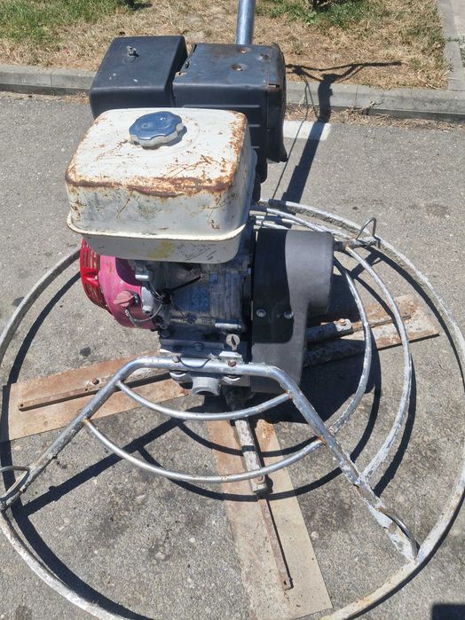 Masina de finisat beton (elicopter)