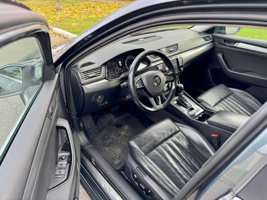 Skoda Superb 2.0 TDI, 190 CP, 4x4