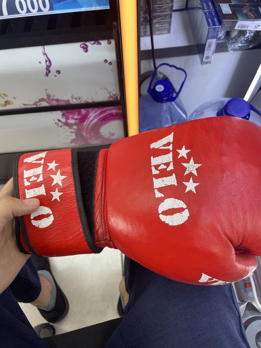 Vrlo boks perchatka orginali