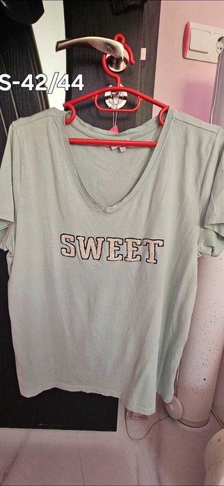 Продавам носени,но запазени дрехи