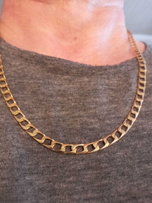 Золотая Цепь Италия