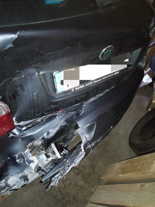 Skoda Fabia - pentru piese / reparat