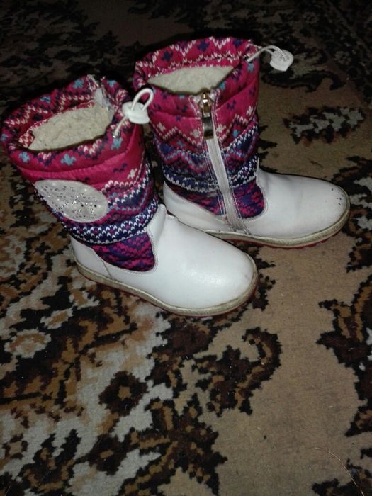 ПродаюЗимние сапожки