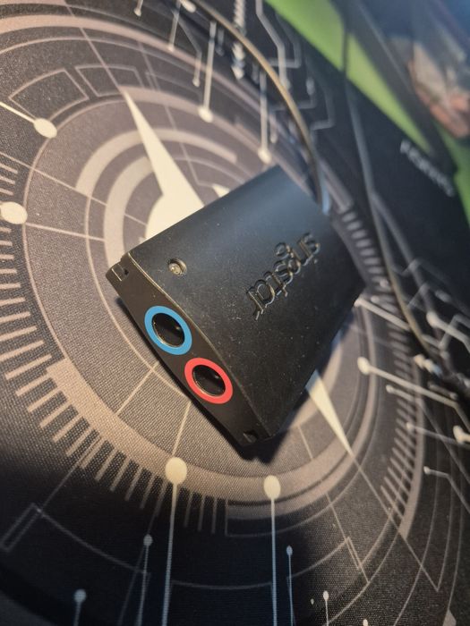 Adaptor Singstar pentru doua microfoane.