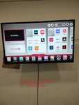 Телевизор LG диагональ 107см