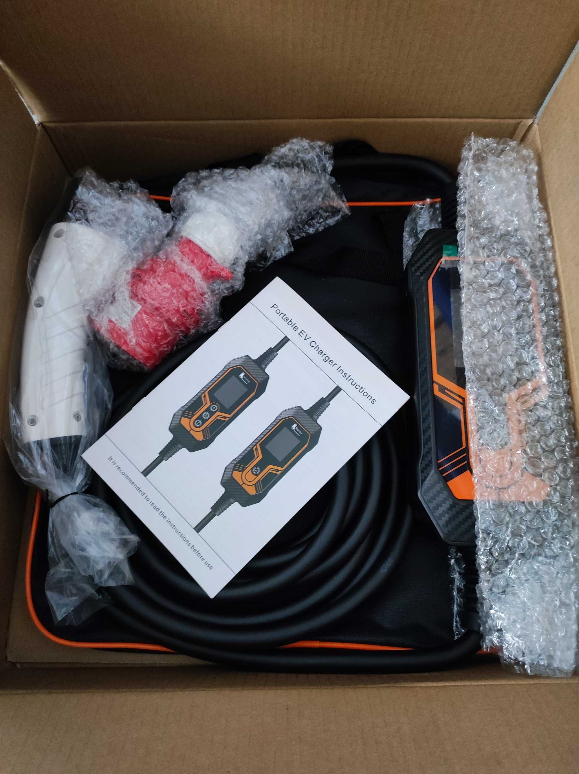 Трифазна зарядна станция за електромобили- 11 KW max