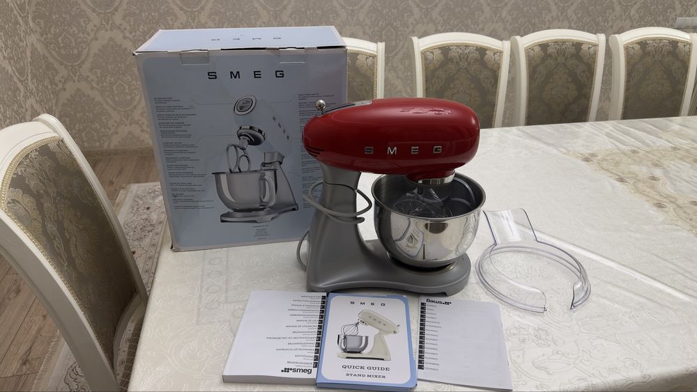 Миксер фирмы Smeg