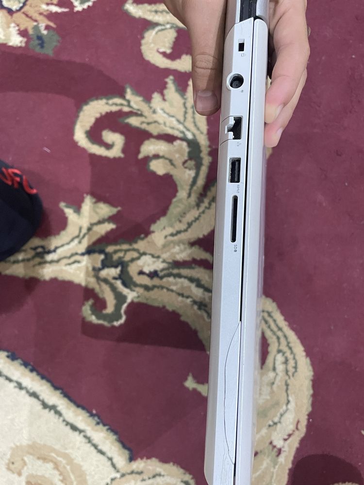 Dell G7 7588 Gaming Laptop sotiladi