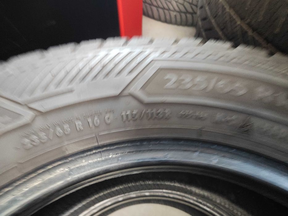 2бр.зимни гуми 235/65/16C Barum
2бр.зимни гуми 235/65/16C Barum