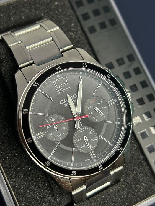 CASIO оригинальные часы