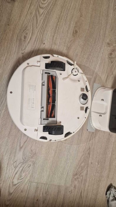 Robot de aspirare Roborock  S6 Alb, perie Dupont, Mop - impecabil