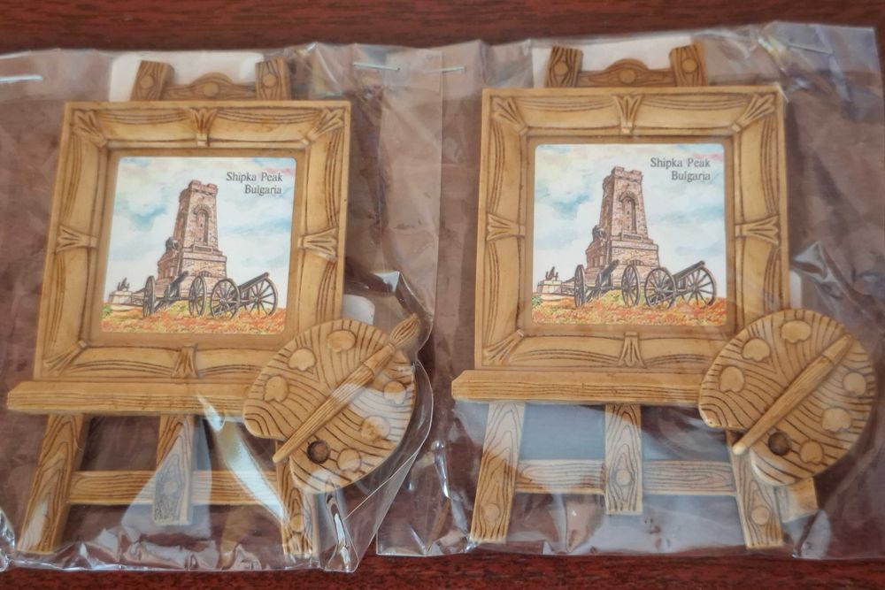 Магнити за хладилник х 3 лв.