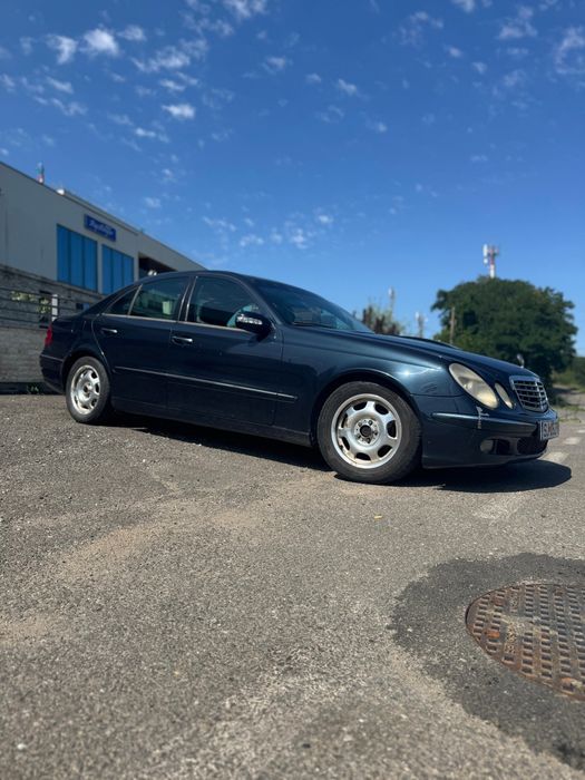 Mercedes E 220 W 211