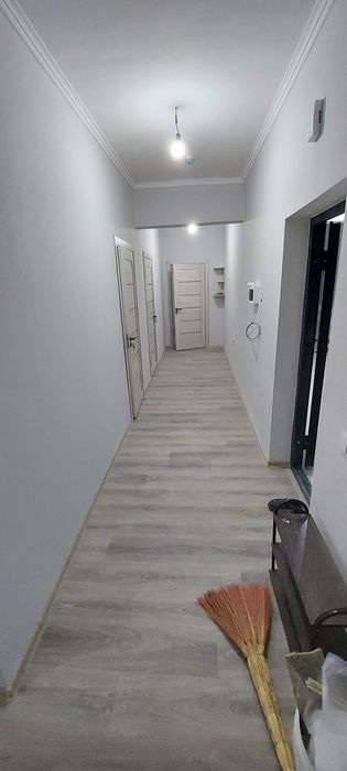 Янгихаёт тумани, Дархон махалласи, 3 хонали уй сотилад. Ками бор