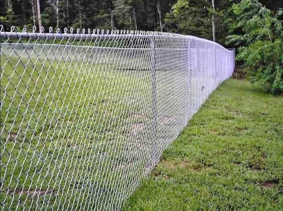 Garduri din sipca metalica, panouri stil jaluzele, tabla cutata, plasă