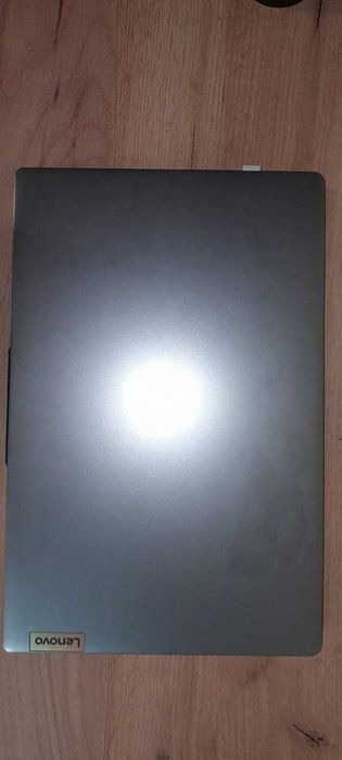 Lenovo Ideapad slim 3