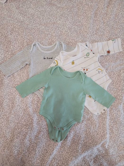 3 броя унисекс бодитa с дълъг ръкав Mamas and Papas