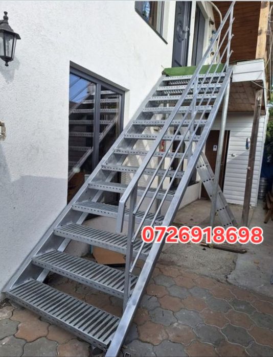 Vând  scarii metalice zincate exterioare și pentru incendii ,