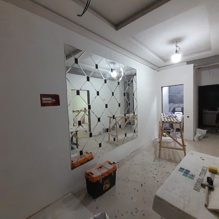 Tez ishonchli va sifatli Rombik oynalar ustanovka qilamiz